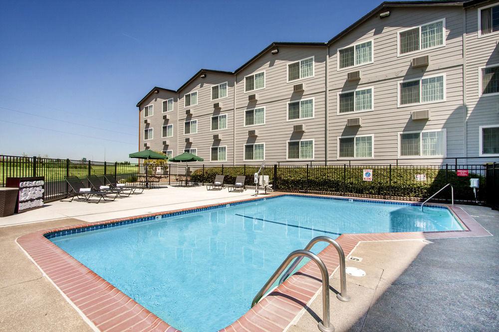 Quality Inn & Suites Springfield Exteriér fotografie