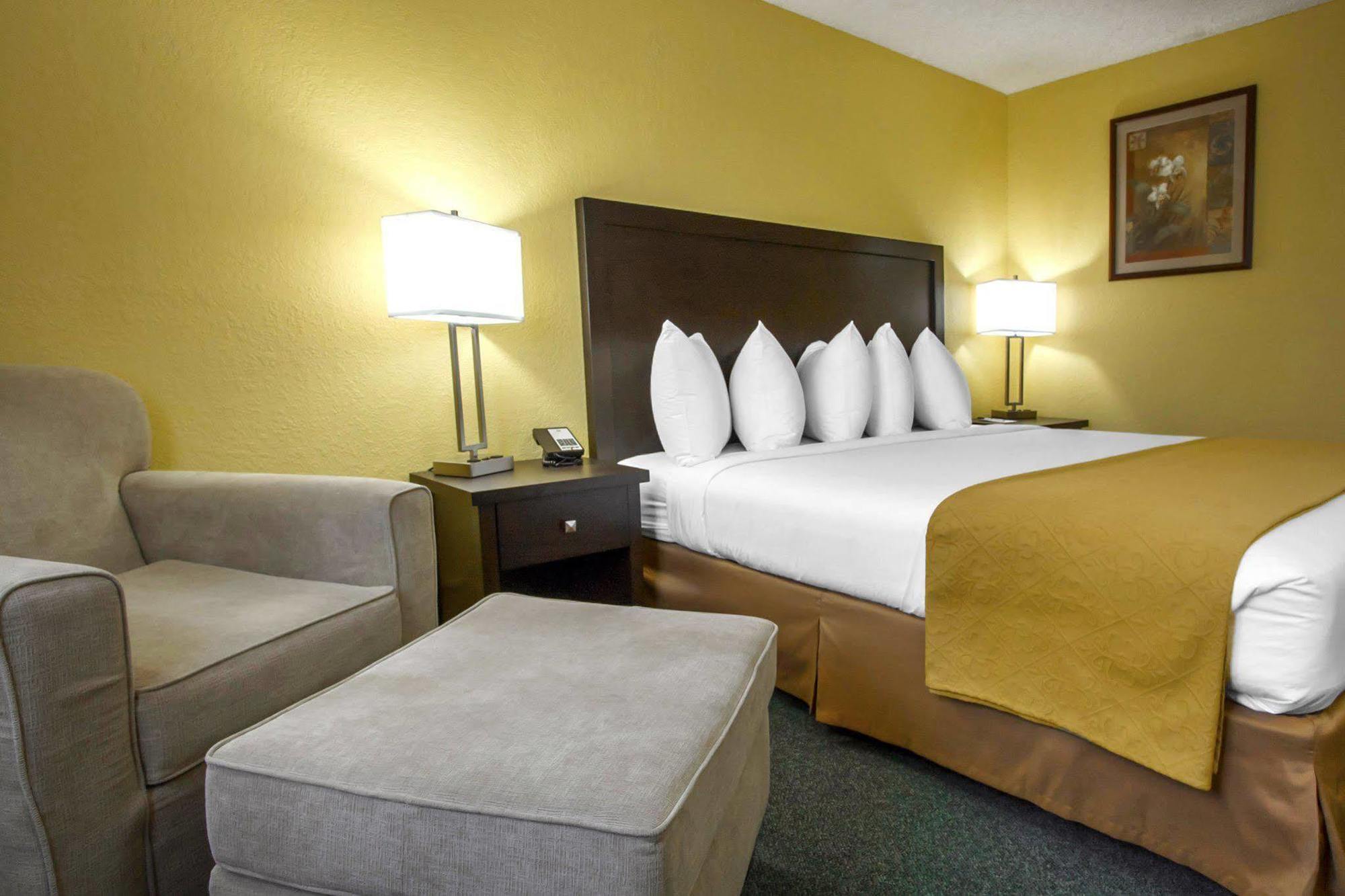 Quality Inn & Suites Springfield Exteriér fotografie