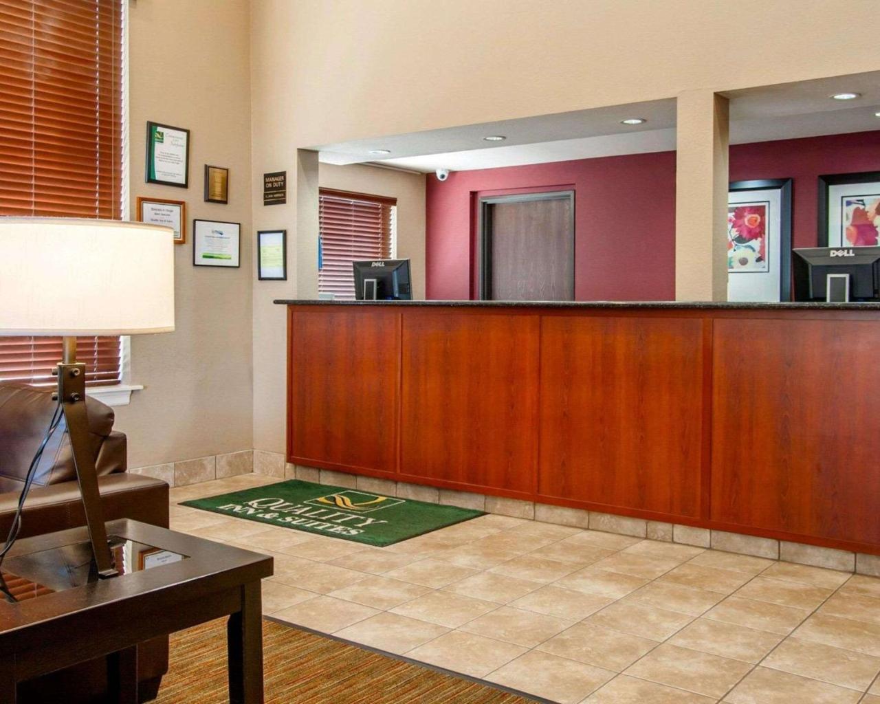 Quality Inn & Suites Springfield Exteriér fotografie