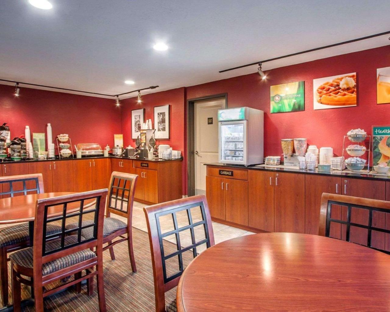 Quality Inn & Suites Springfield Exteriér fotografie