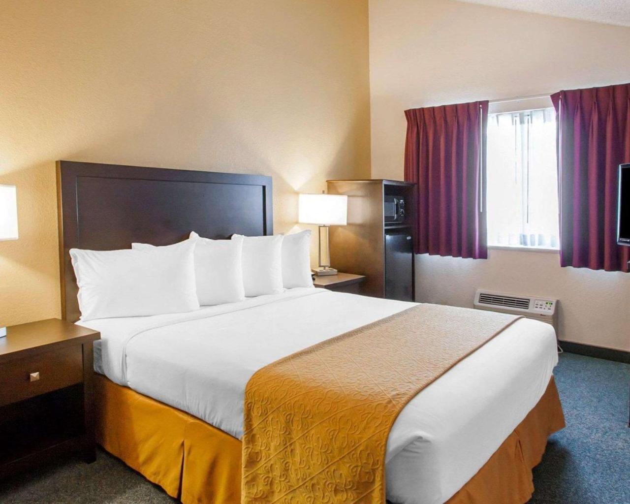 Quality Inn & Suites Springfield Exteriér fotografie