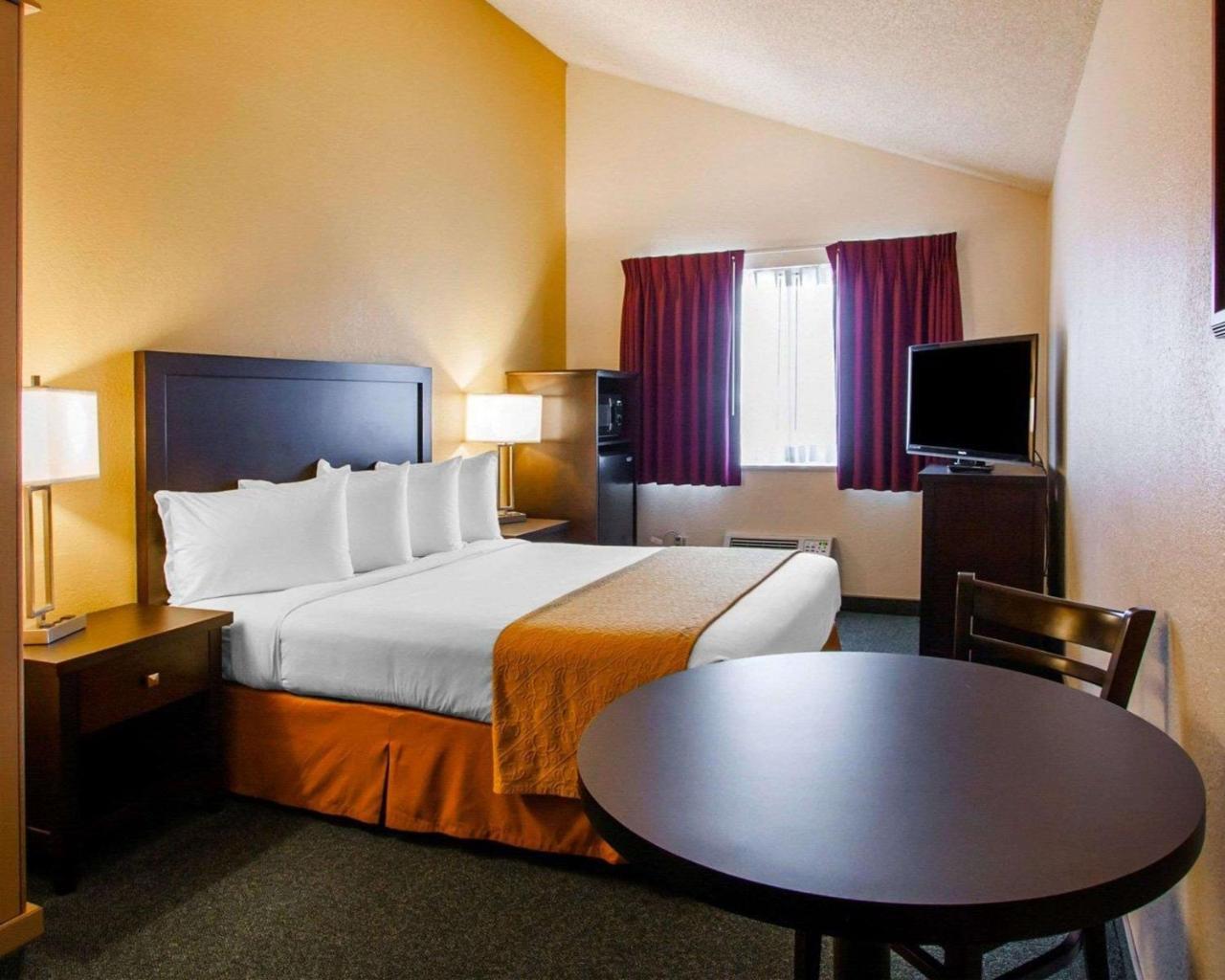 Quality Inn & Suites Springfield Exteriér fotografie