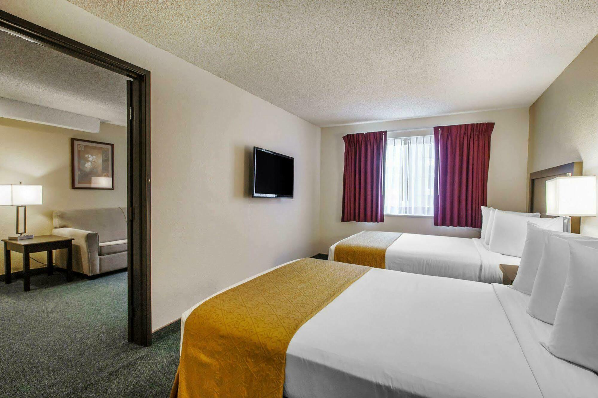 Quality Inn & Suites Springfield Exteriér fotografie