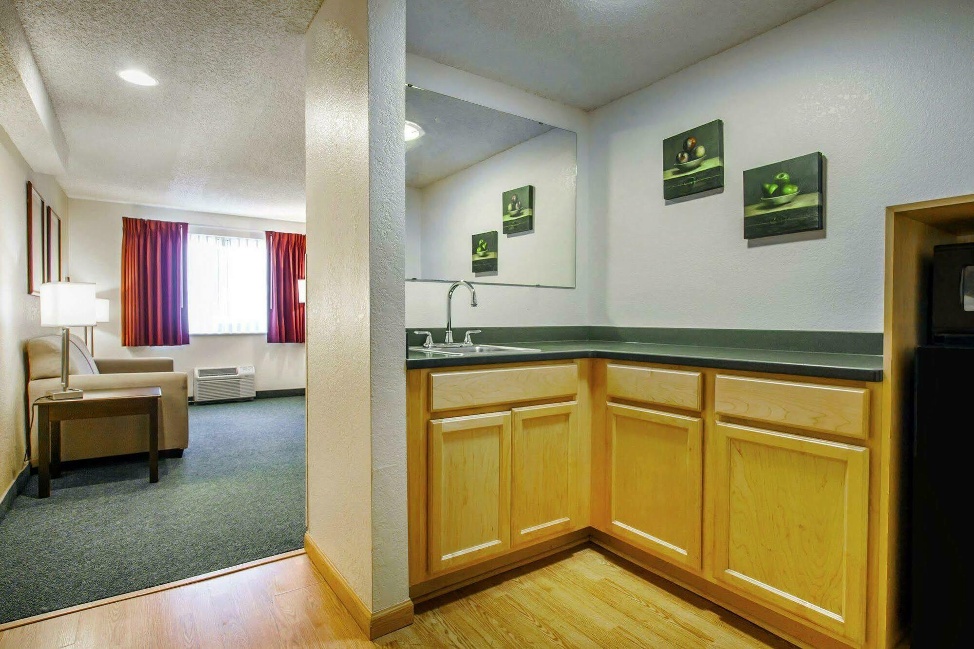 Quality Inn & Suites Springfield Exteriér fotografie