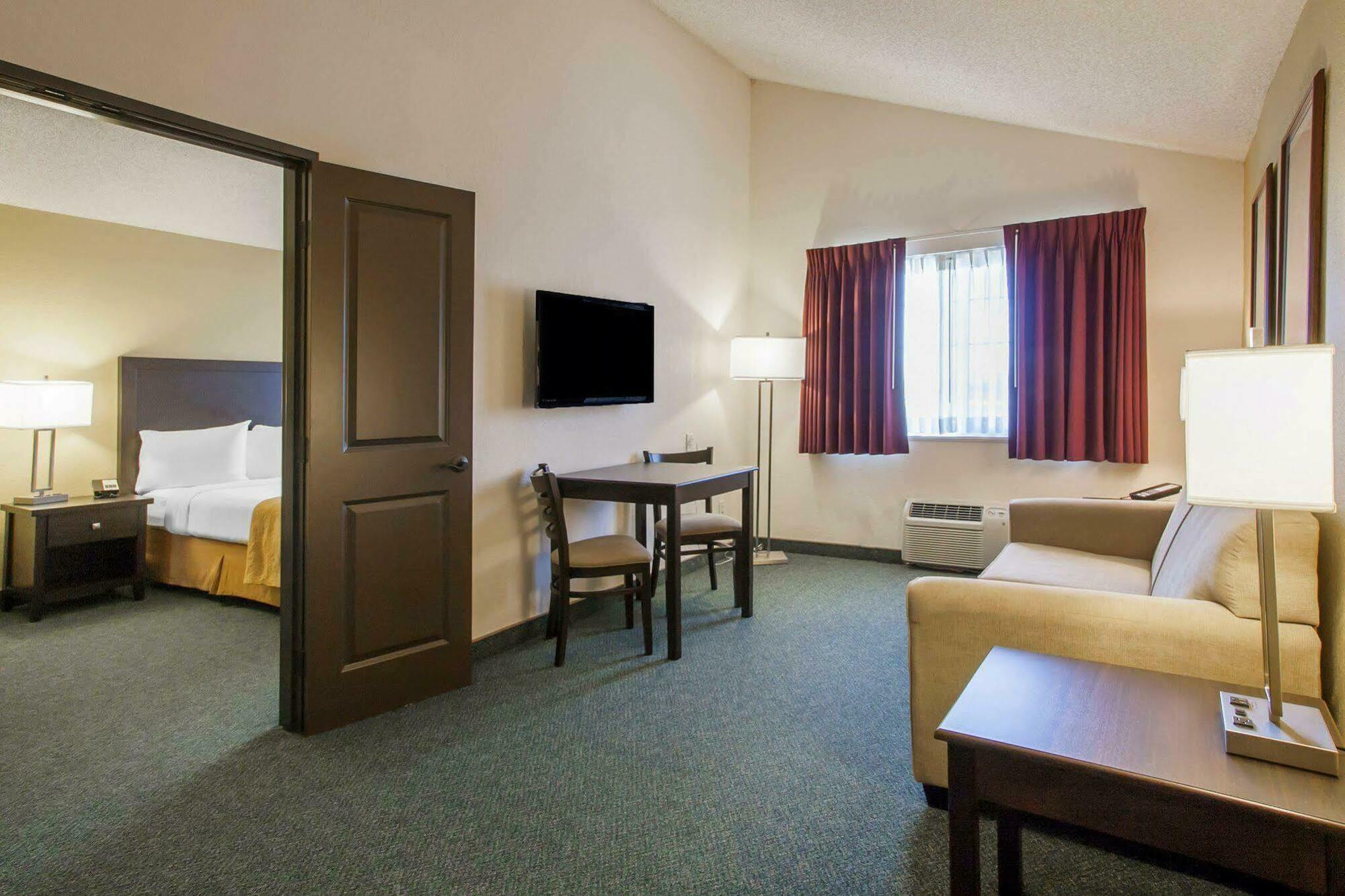 Quality Inn & Suites Springfield Exteriér fotografie