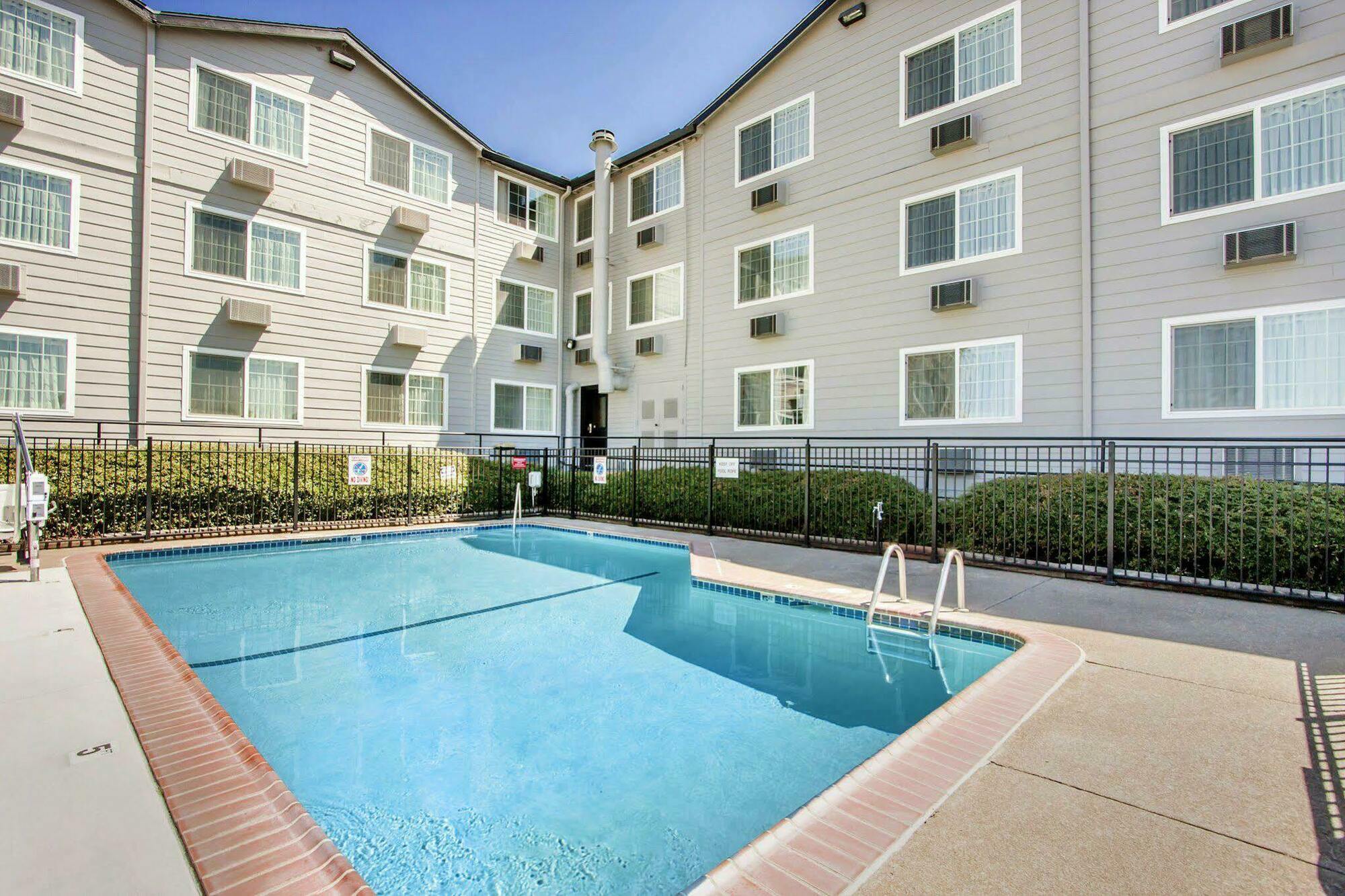 Quality Inn & Suites Springfield Exteriér fotografie